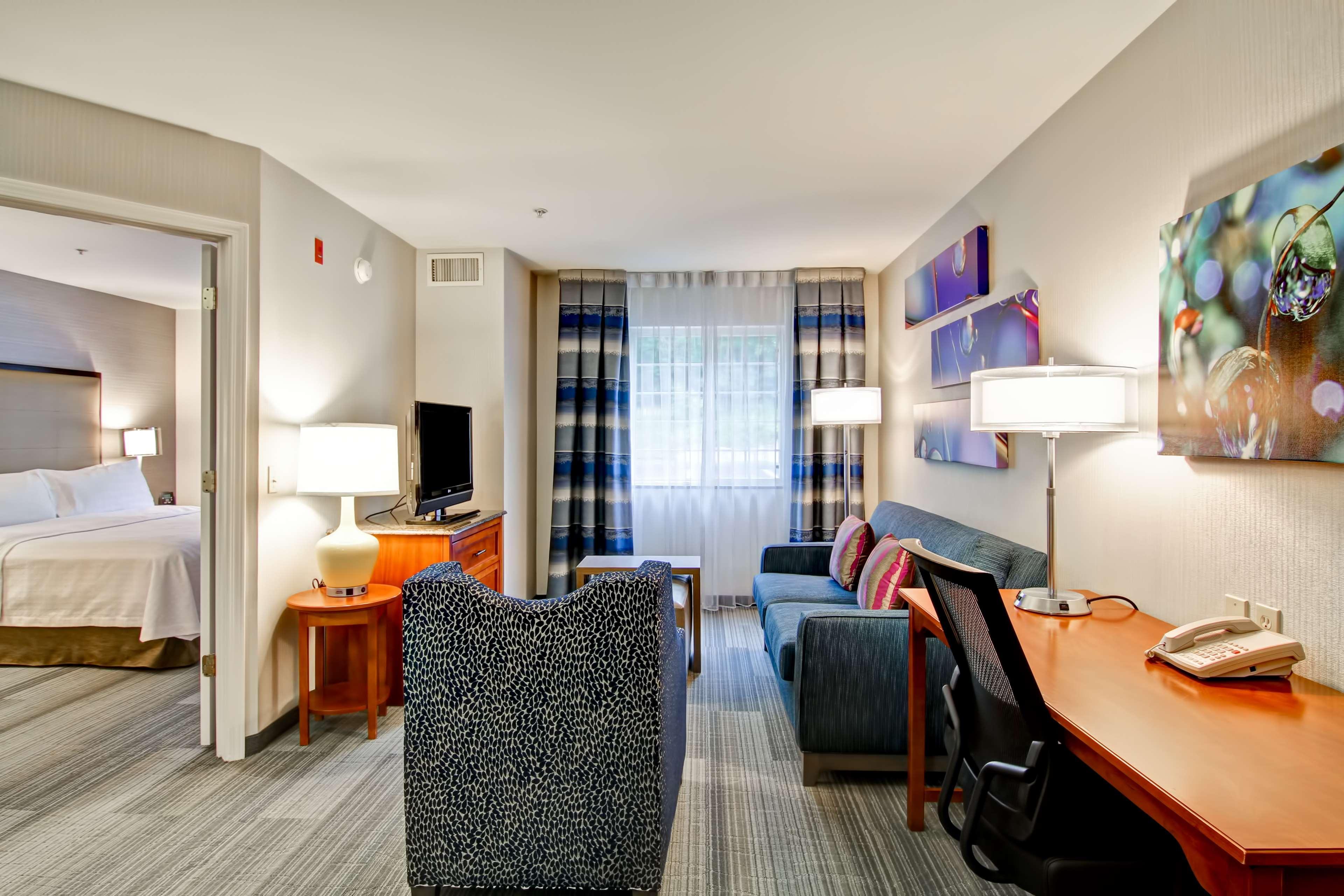 Homewood Suites By Hilton Stratford Zewnętrze zdjęcie