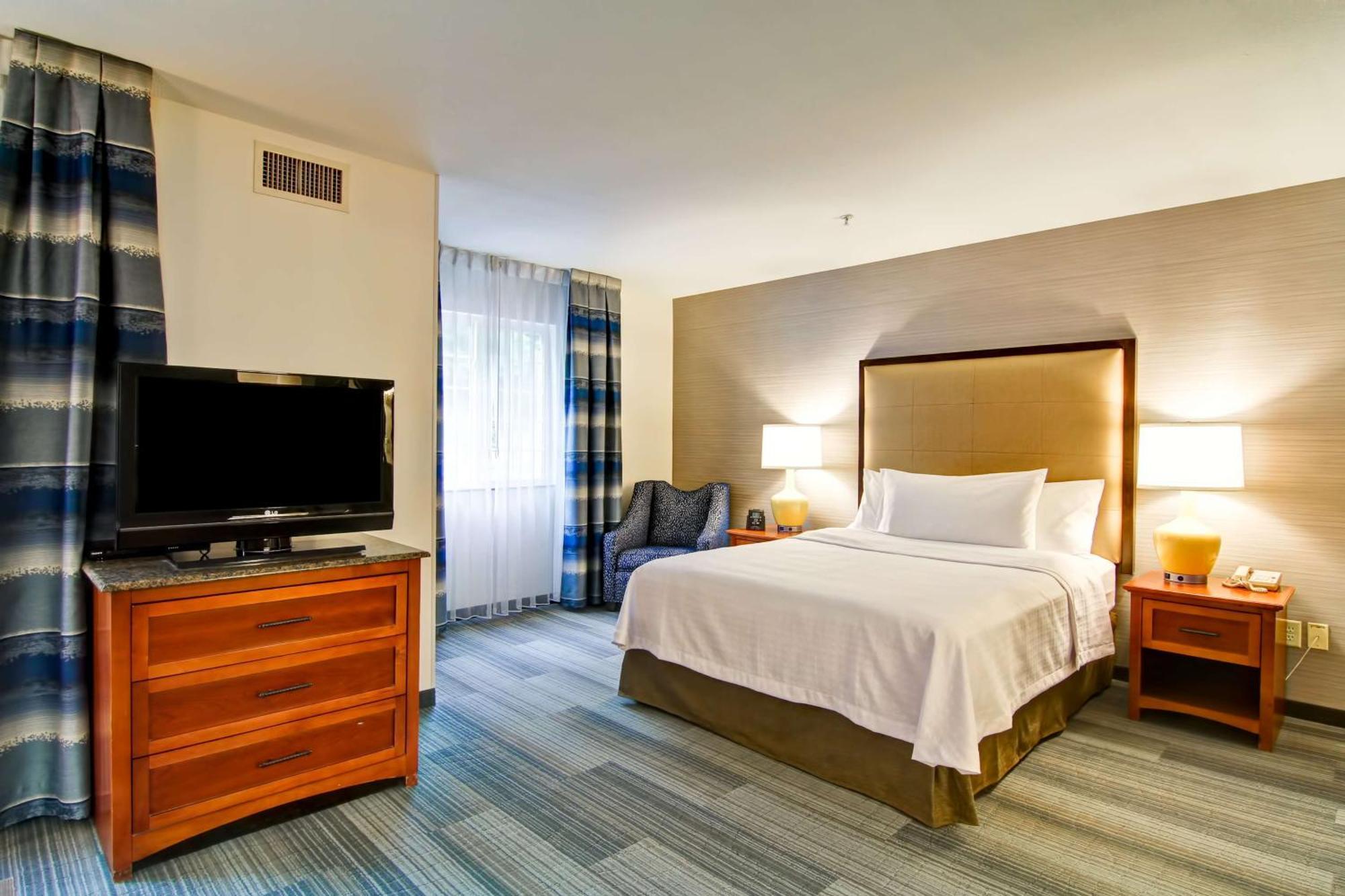 Homewood Suites By Hilton Stratford Zewnętrze zdjęcie