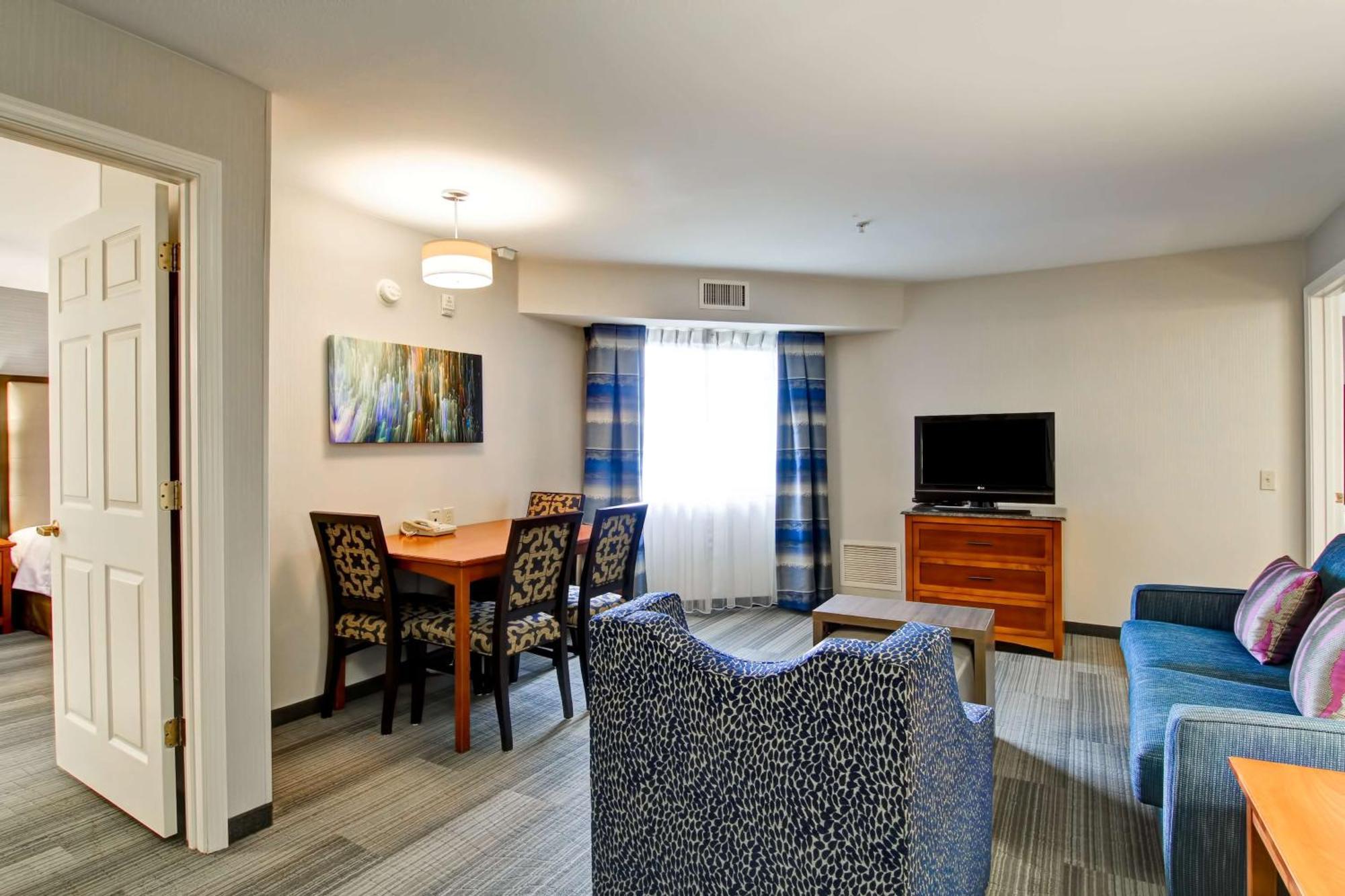 Homewood Suites By Hilton Stratford Zewnętrze zdjęcie
