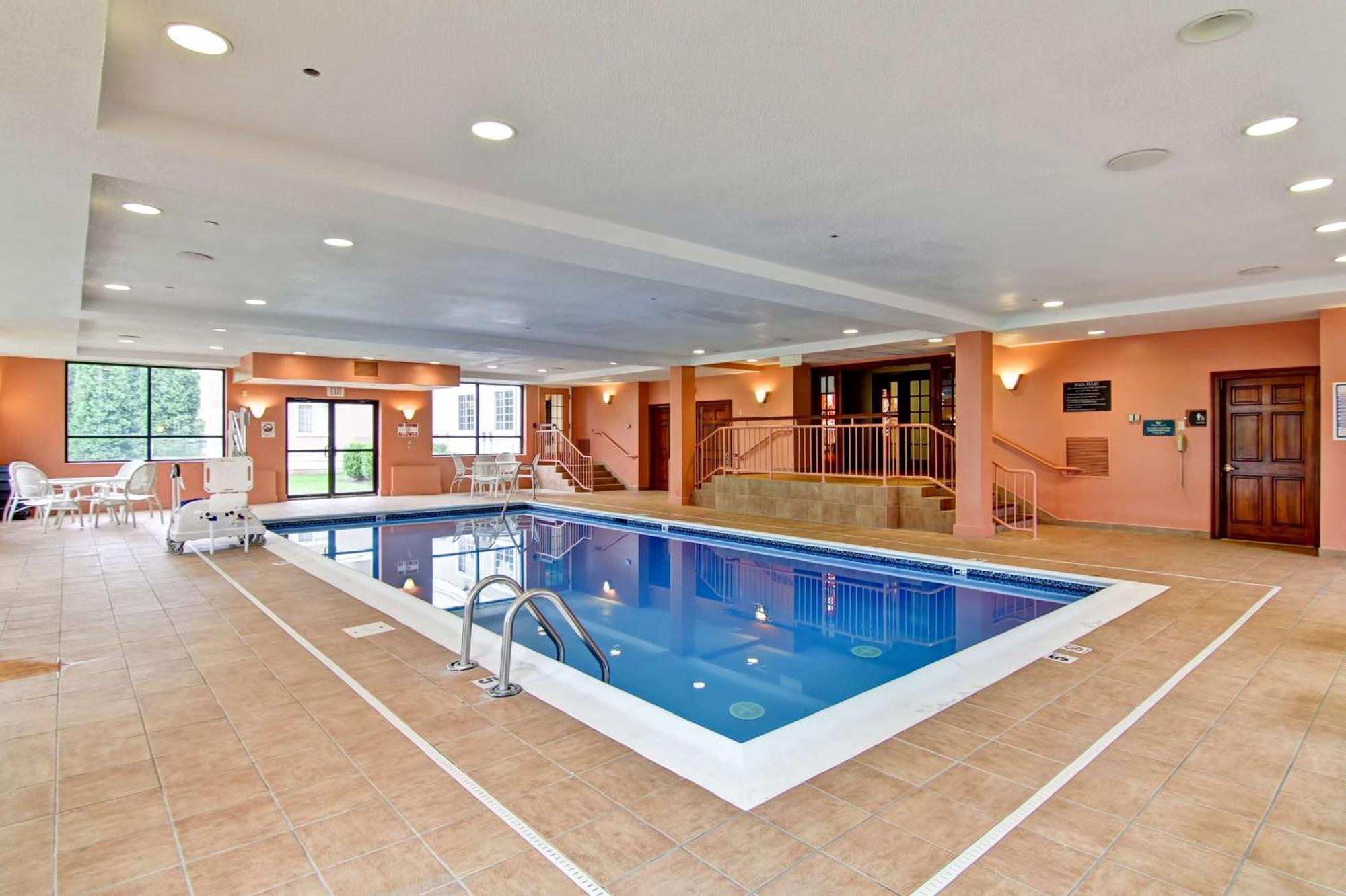 Homewood Suites By Hilton Stratford Zewnętrze zdjęcie